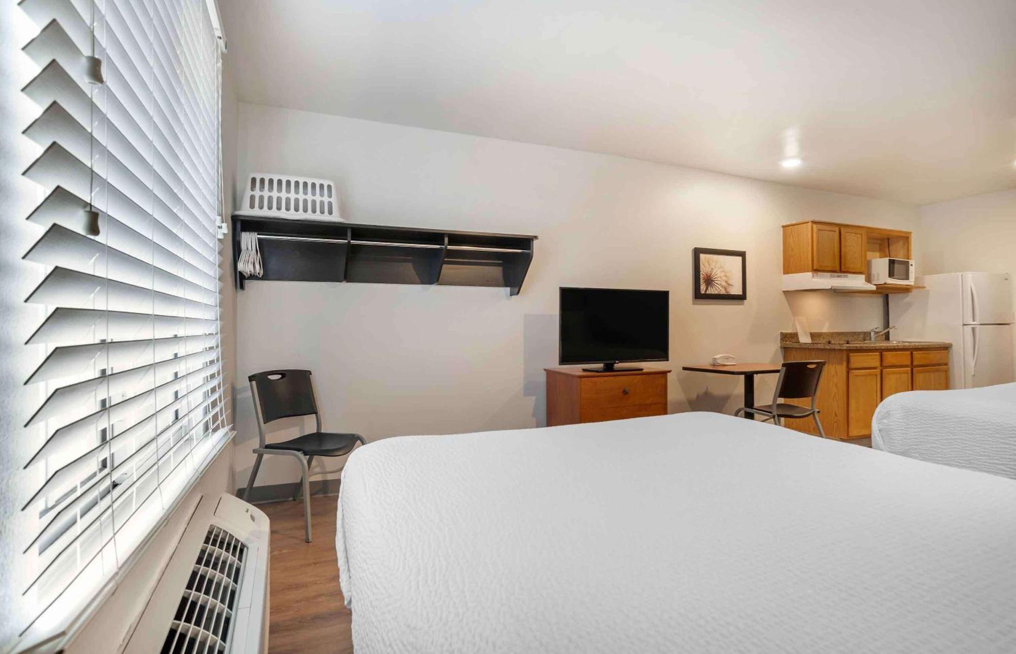 Extended Stay America Select Suites - Pensacola - Northeast Ferry Pass Exterior photo